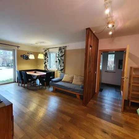 Robin Apartment *